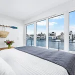 בית נופש 5 Beaufort - Wasserhaus, Meerblick, Sauna, Dachterrasse, Bootsanleger, Strandkorb *