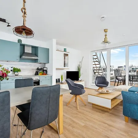 5 Beaufort - Wasserhaus, Meerblick, Sauna, Dachterrasse, Bootsanleger, Strandkorb 別荘 オルペニッツ