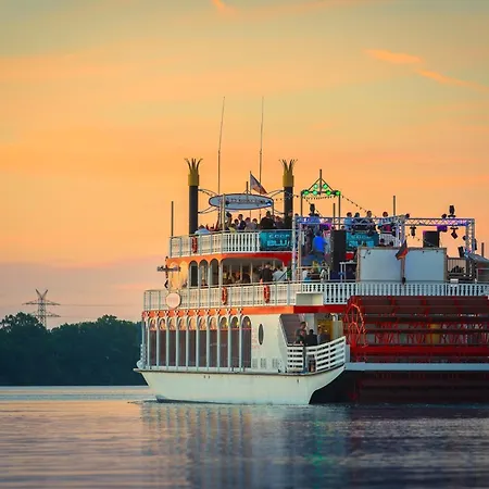 5 Beaufort - Wasserhaus, Meerblick, Sauna, Dachterrasse, Bootsanleger, Strandkorb