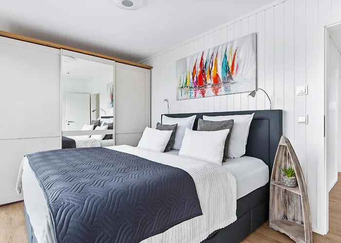 5 Beaufort - Wasserhaus, Meerblick, Sauna, Dachterrasse, Bootsanleger, Strandkorb أوبلينتيز