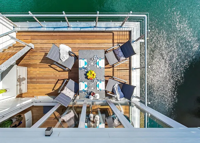 5 Beaufort - Wasserhaus, Meerblick, Sauna, Dachterrasse, Bootsanleger, Strandkorb بيت للعطل أوبلينتيز